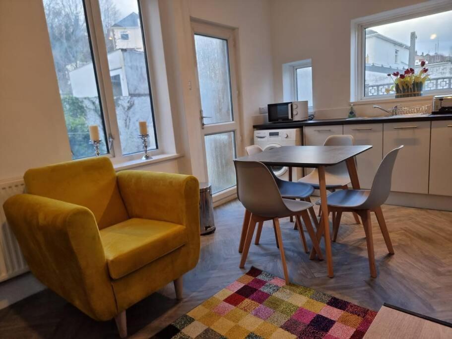Radiant Accommodation Manor Lane Plymouth Eksteriør bilde